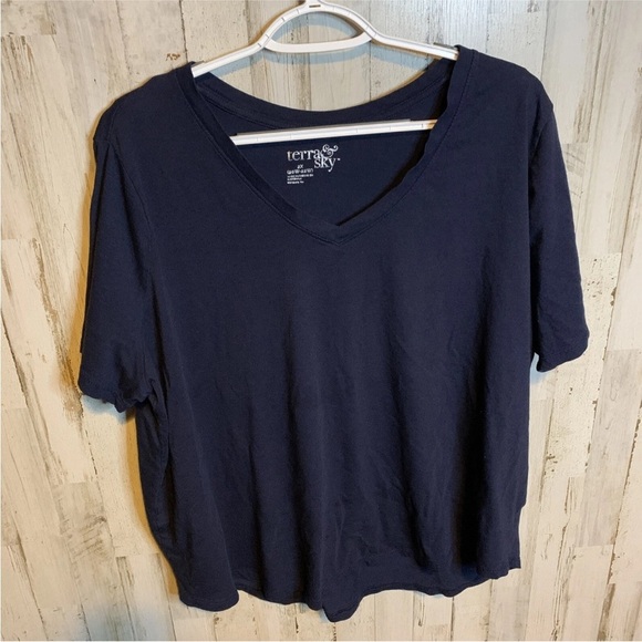 Terra & Sky Woman's Blouse T-shirt Blue Short Sleeves Top Size 2X (20W-22W) - Picture 2 of 16